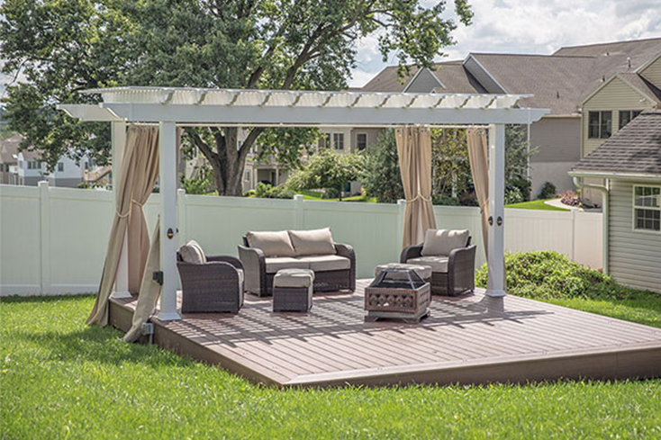 private poolside pergola idea