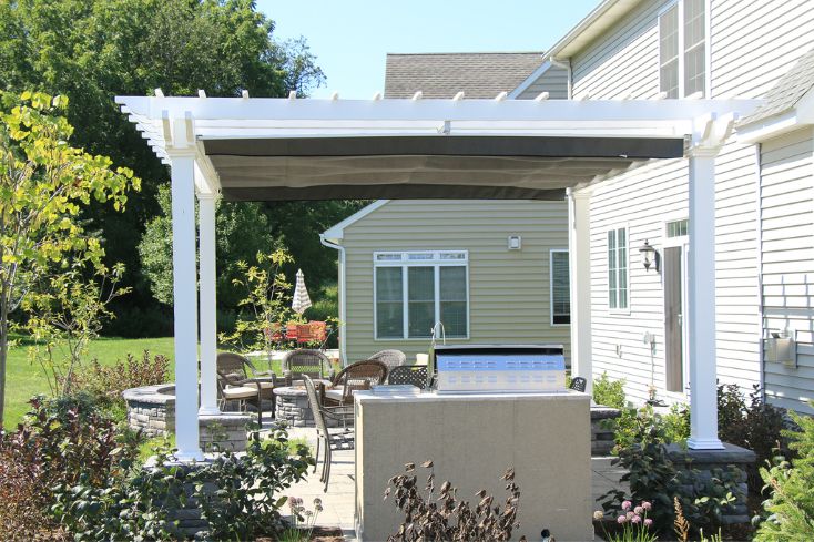 Best pergola design for backyard patios