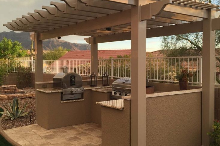 Small Outdoor Kitchen and Grill 